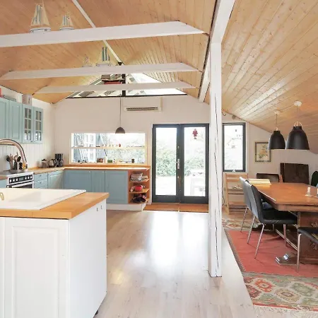 Hyllinge X Ferienhaus *
